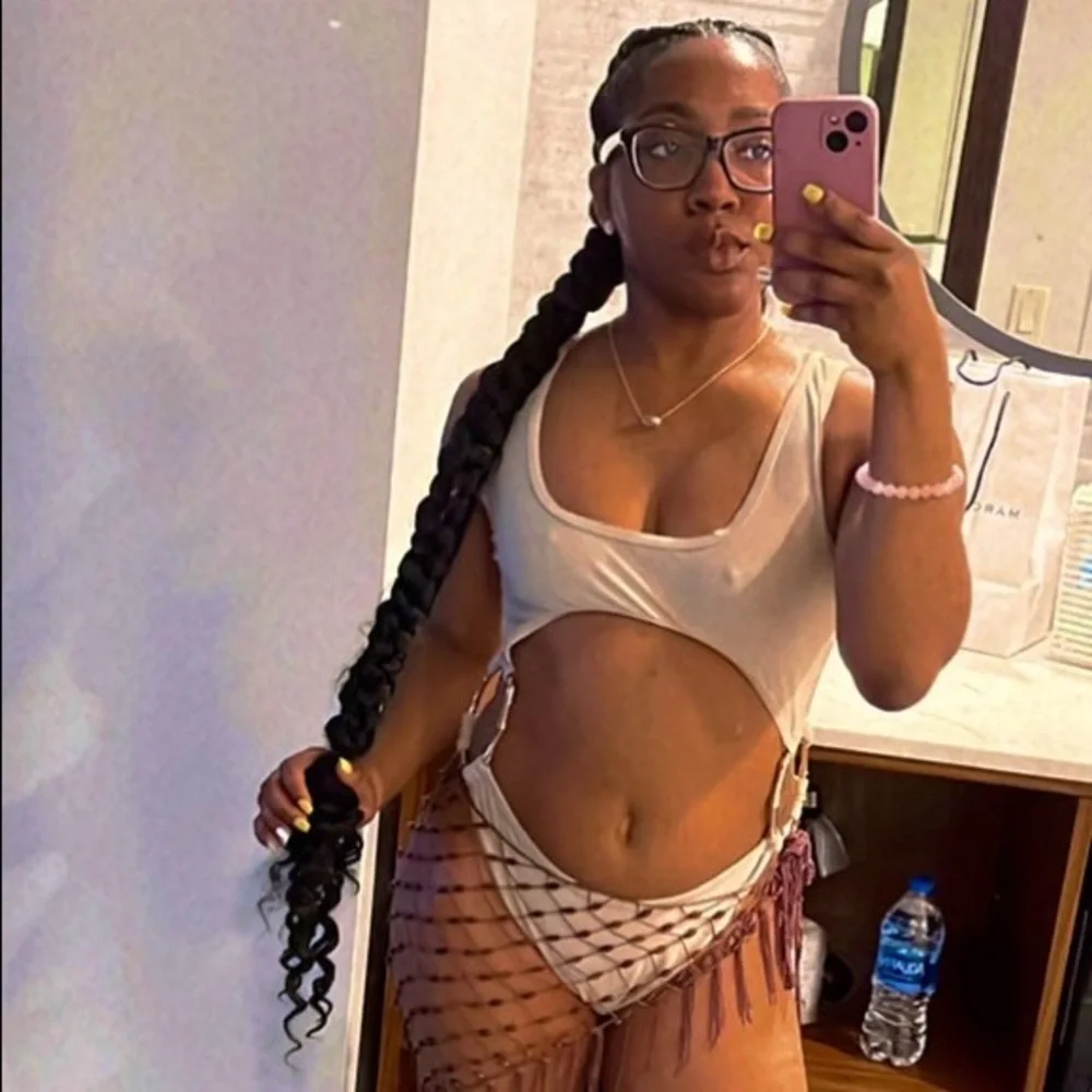 PLT 1 piece cut out swimsuit - Picture 4 of 8